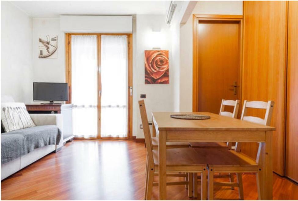 Apartment Forum 2 Assago Ngoại thất bức ảnh